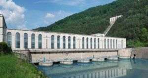 Hidroelectrica semnează contractul pentru retehnologizarea Centralei Hidroelectrice Stejaru